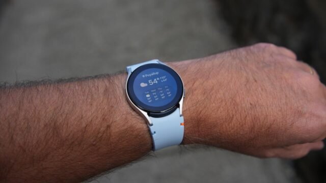 1761411638_samsung-galaxy-watch-fe-lte4.jpg